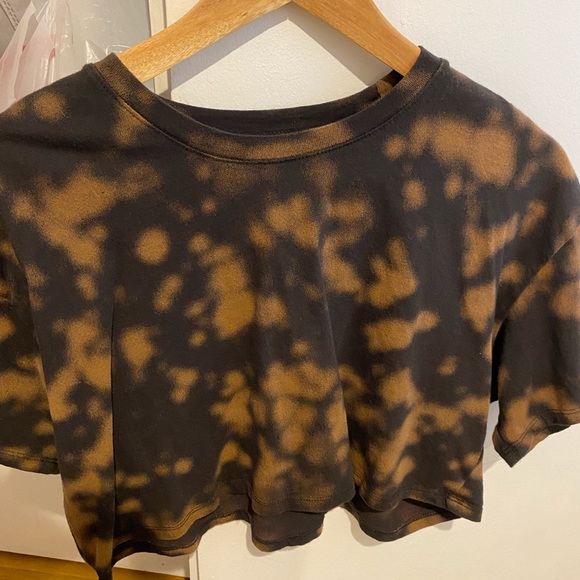 Hollister cropped bleach tee - Picture 2 of 2